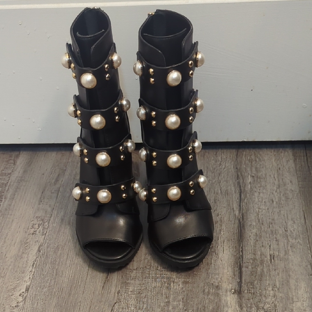 karl Lagerfield Paris Brayden Studded Lug Sole Open Toe Boots NWOT